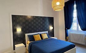 Isola Suites